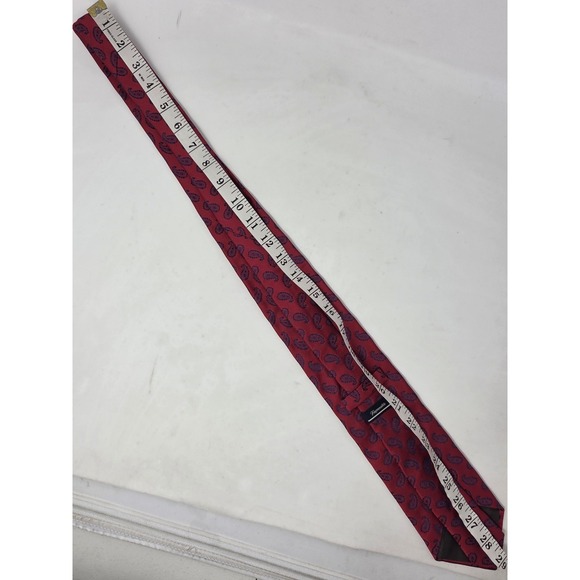 FACONABLE Red Paisley 100% Silk Tie Hand Made in Italy - Picture 5 of 5